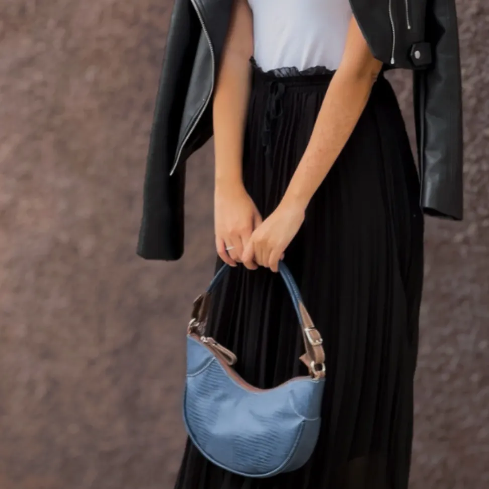 486 -  Bolsa modelo bananinha - #2