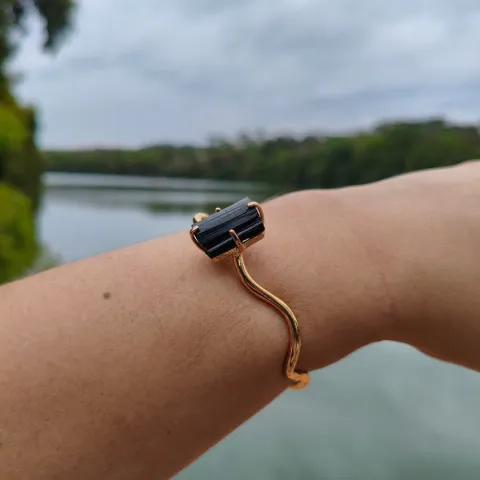 Bracelete Folheado a Ouro: Turmalina Negra