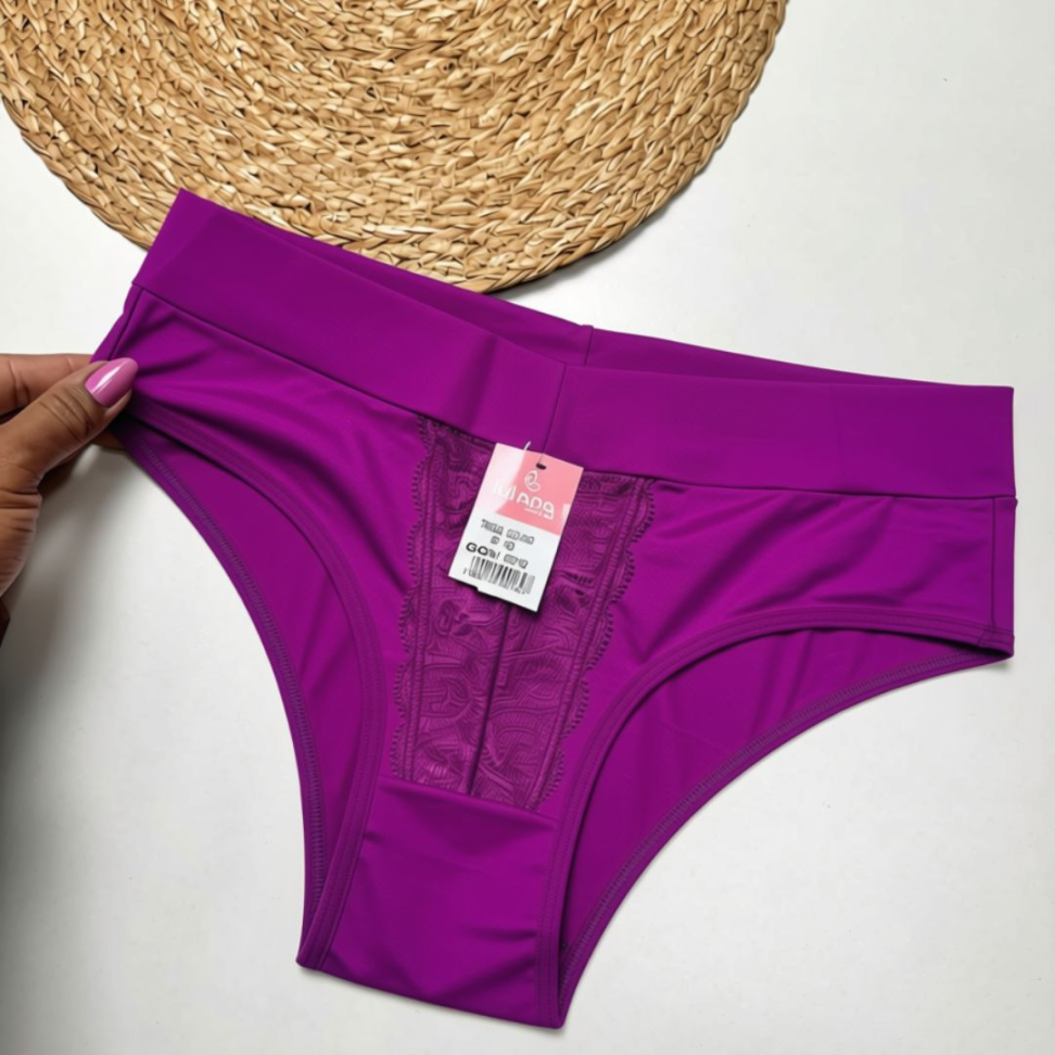 Tanga Mediana com Renda Frontal e Cós Largo Geovana Ref. 162