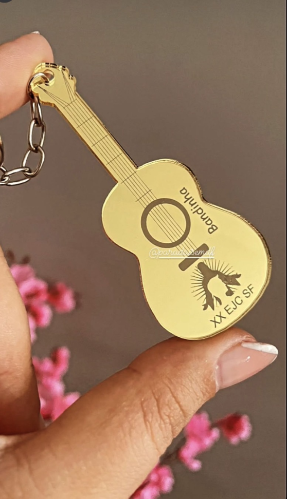 Chaveiro Acrílico Espelhado formato diverso - #9