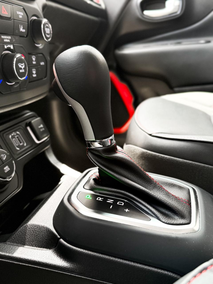 JEEP TRAILHAWK 4X4 - #15