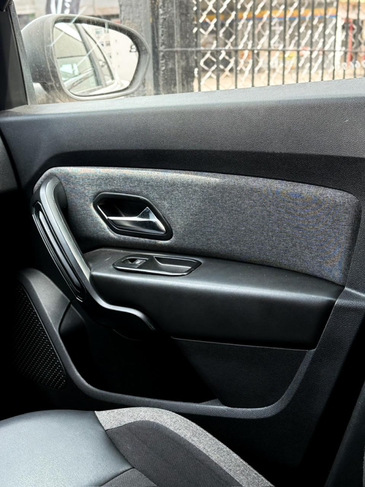 DUSTER INTENSE - #13