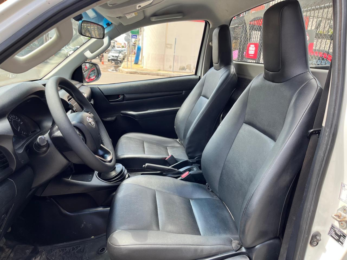 HILUX C/S CHASSI - #8