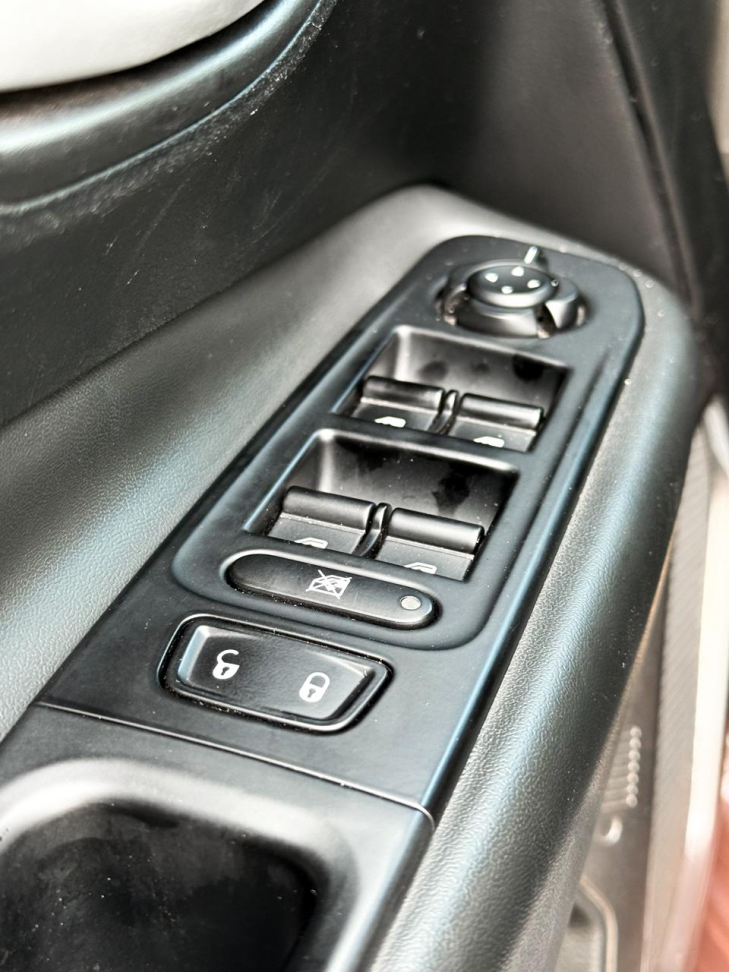 JEEP RENEGADE S - #10