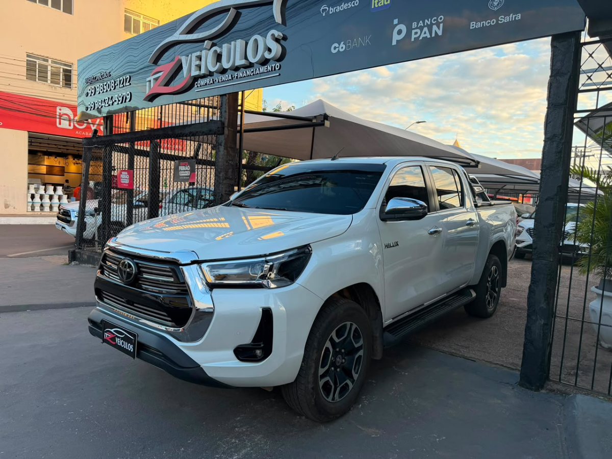HILUX SRX