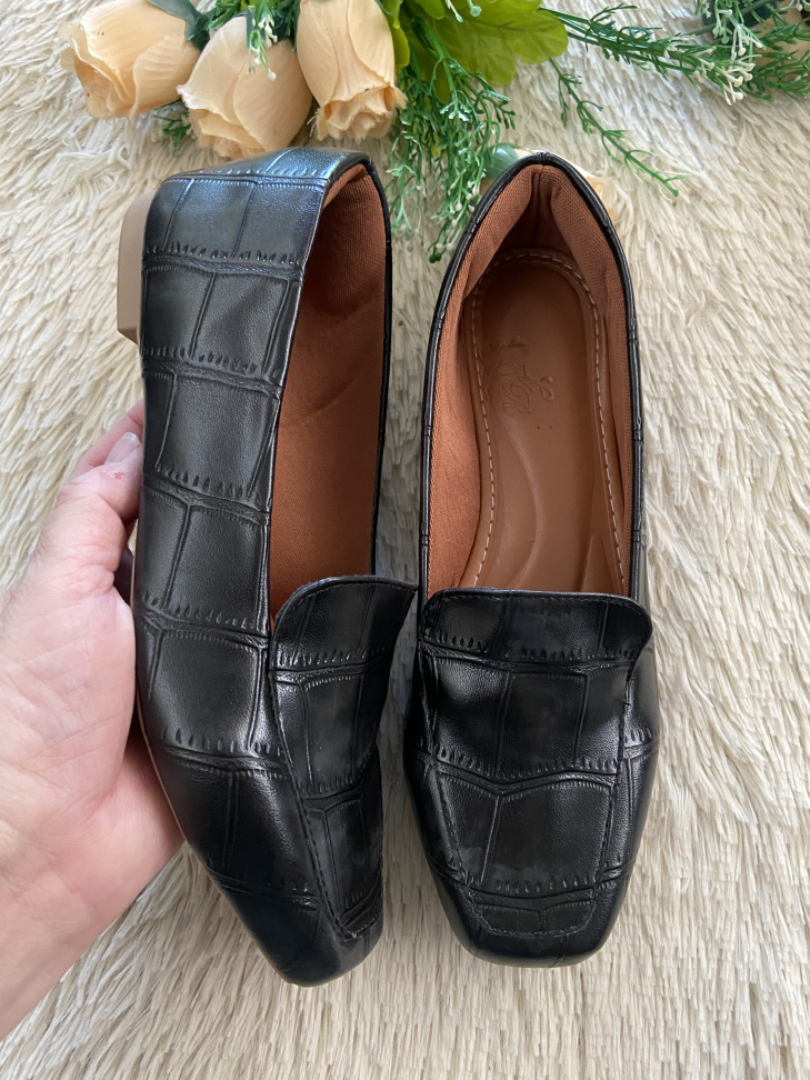 Mocassim / Bico quadrado - #23