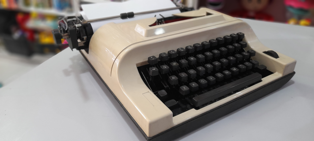 Máquina de escrever Remington Ipanema Anos 80 - #3