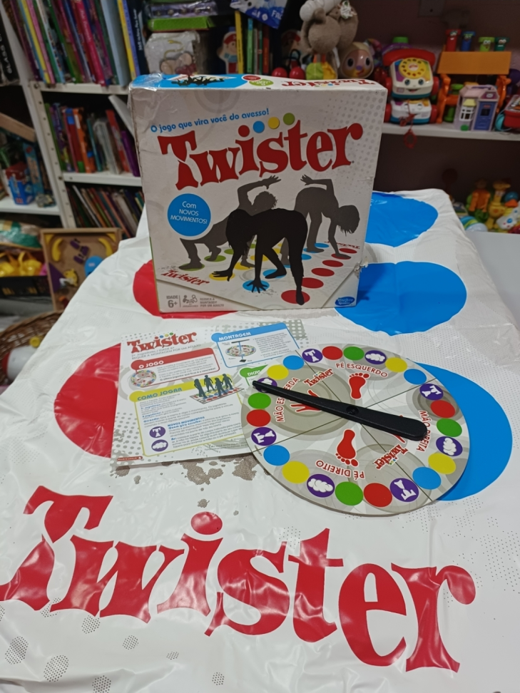 Twister Hasbro