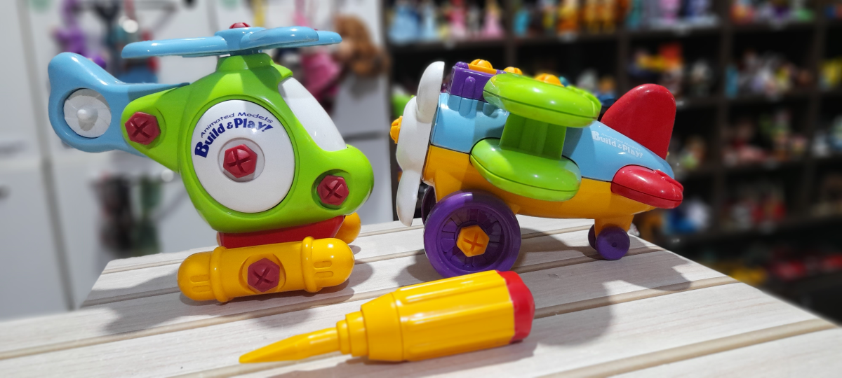 Monta e desmonta Helicóptero e avião