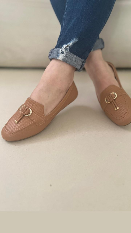 Mocassim trama detalhe ouro R$152,00 - #6