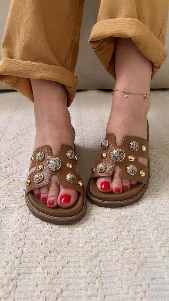 Slide caramelo pedra nude couro R$292,00 - #2