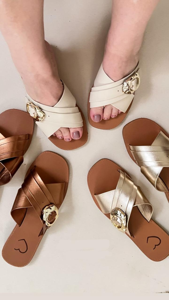 Chinelo fivela R$96,00 - #2