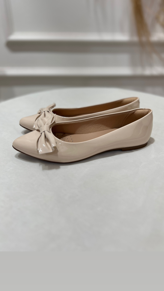 Sapatilha bico fino verniz laço grande R$132,00 - #2