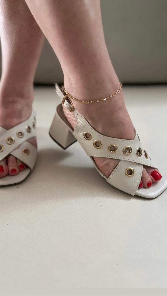 Sandália média off cruz couro R$276,00 - #1