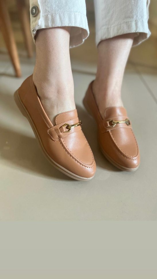 Mocassim âmbar detalhe ouro R$176,00 - #2