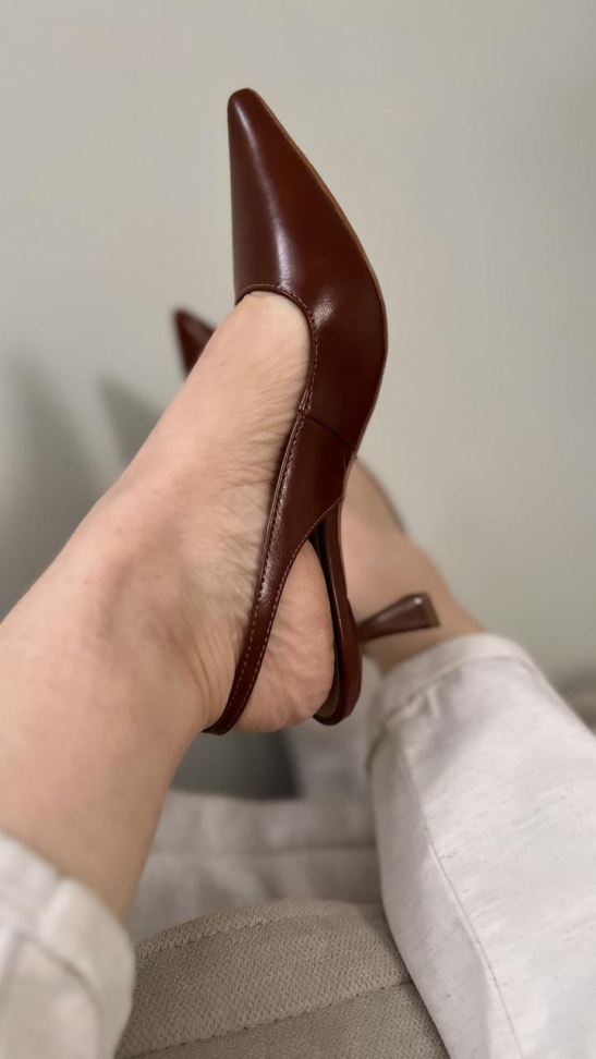 Chanel médio caramelo salto fino R$260,00 - #3