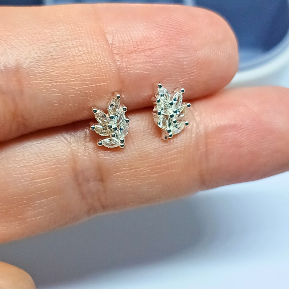 Brinco Folha em Zirconias - #1