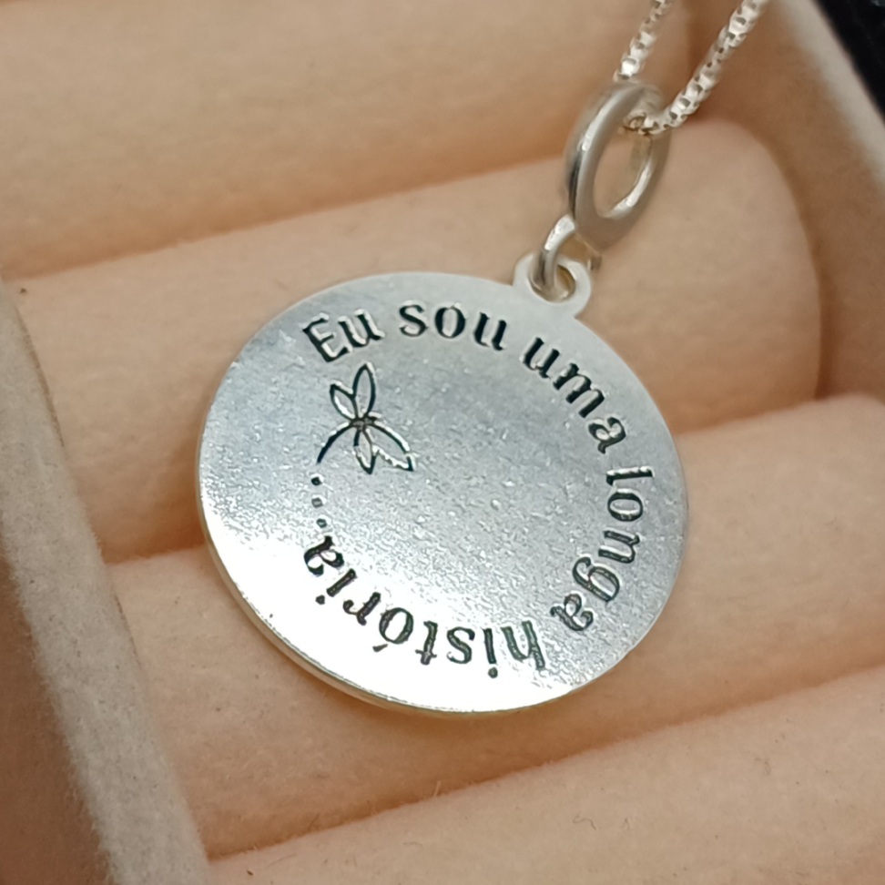 Colar Medalha Libélula Eu Sou Uma Longa História em Prata 925 - #3