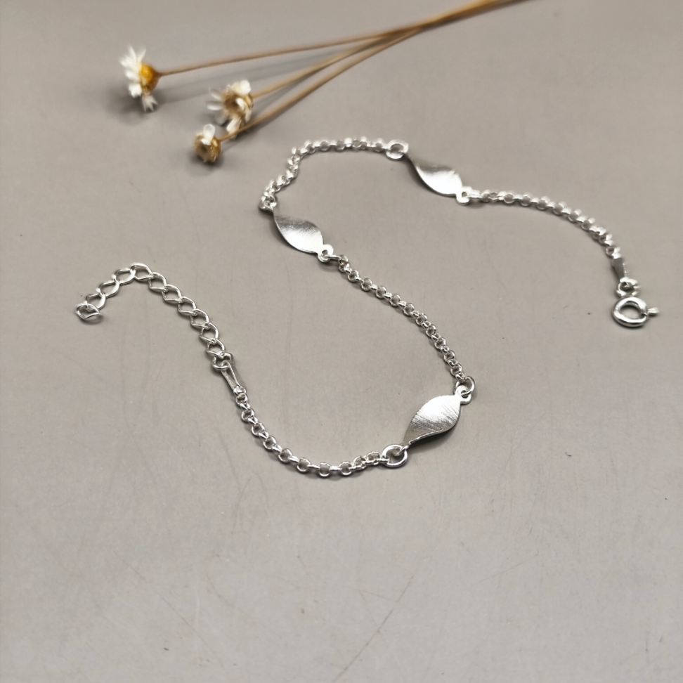 Pulseira Três Folhas em Prata 925