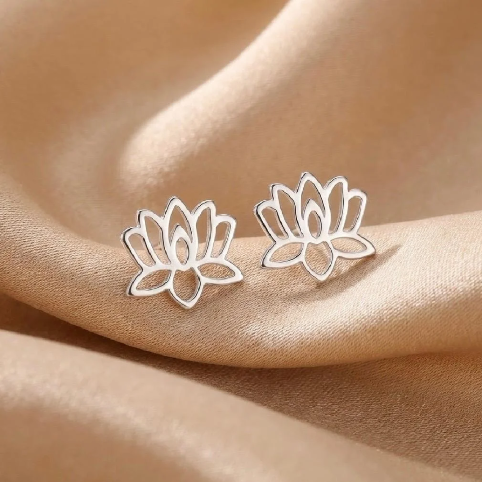 Brinco Flor de Lótus em Prata 925
