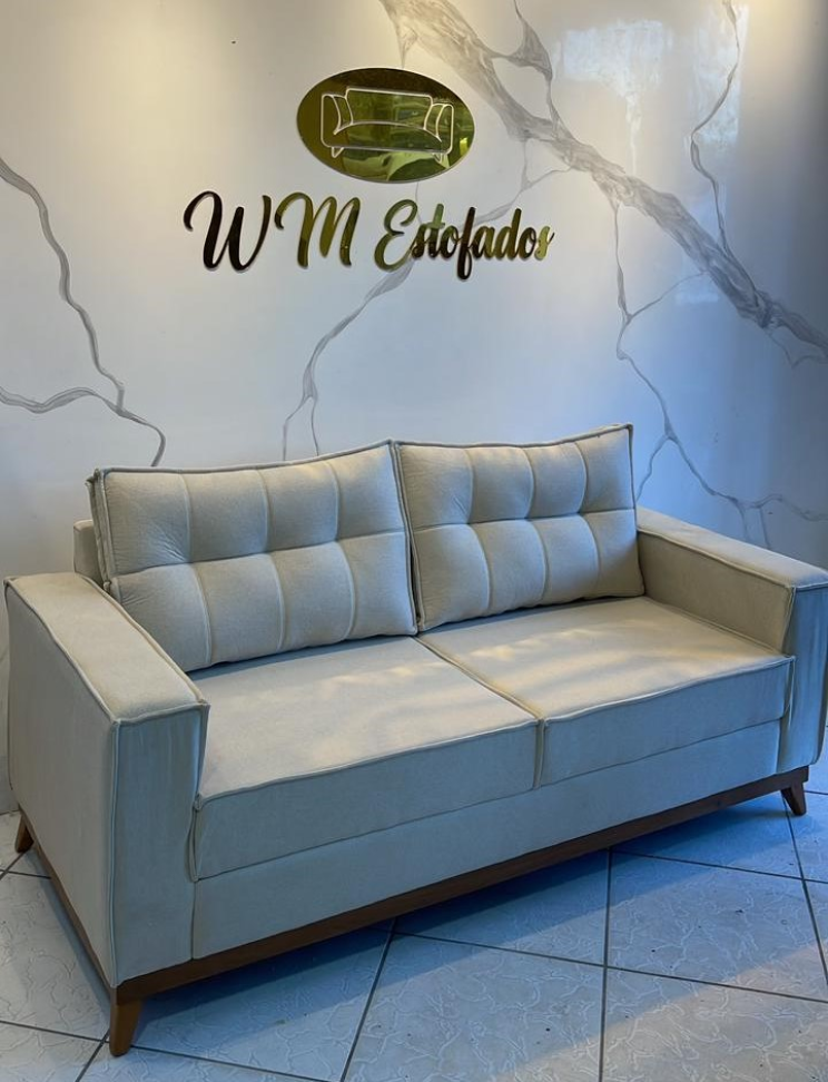 Sofá Tokio com Costura Italiana e Base de Madeira (1.9m)