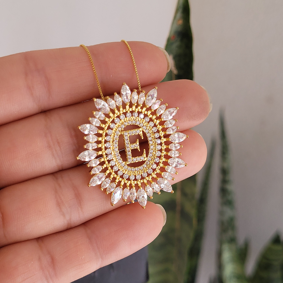 Colar Medalhão Inicial - #2