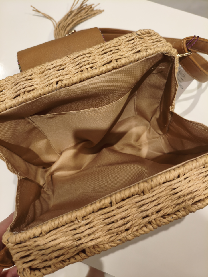 Bolsa quadrada bordada - #1