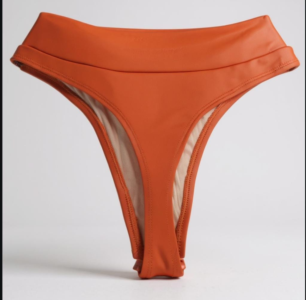 Biquíni com detalhe em aro dourado - #2