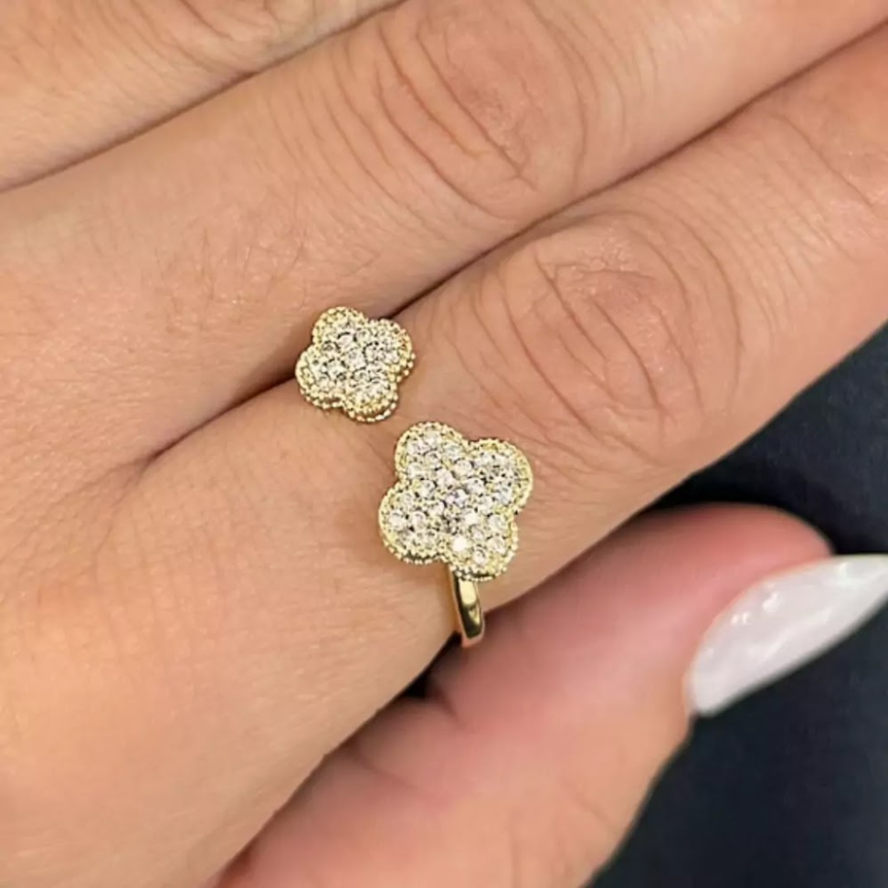 Anel trevo cravejado - #2