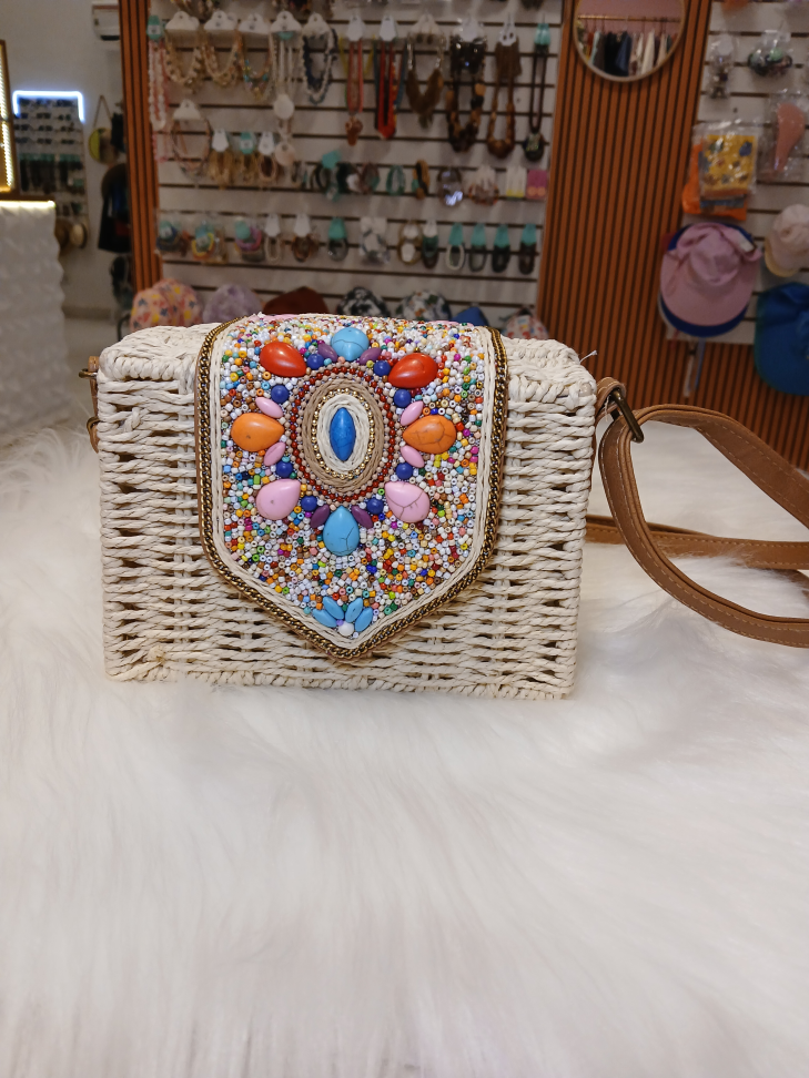 Bolsas em palha com detalhes em pedras naturais - #3